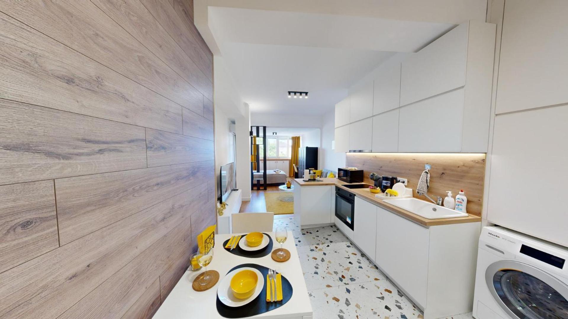 Modern 4 Min Walk From Alexander Nevski Apartment *