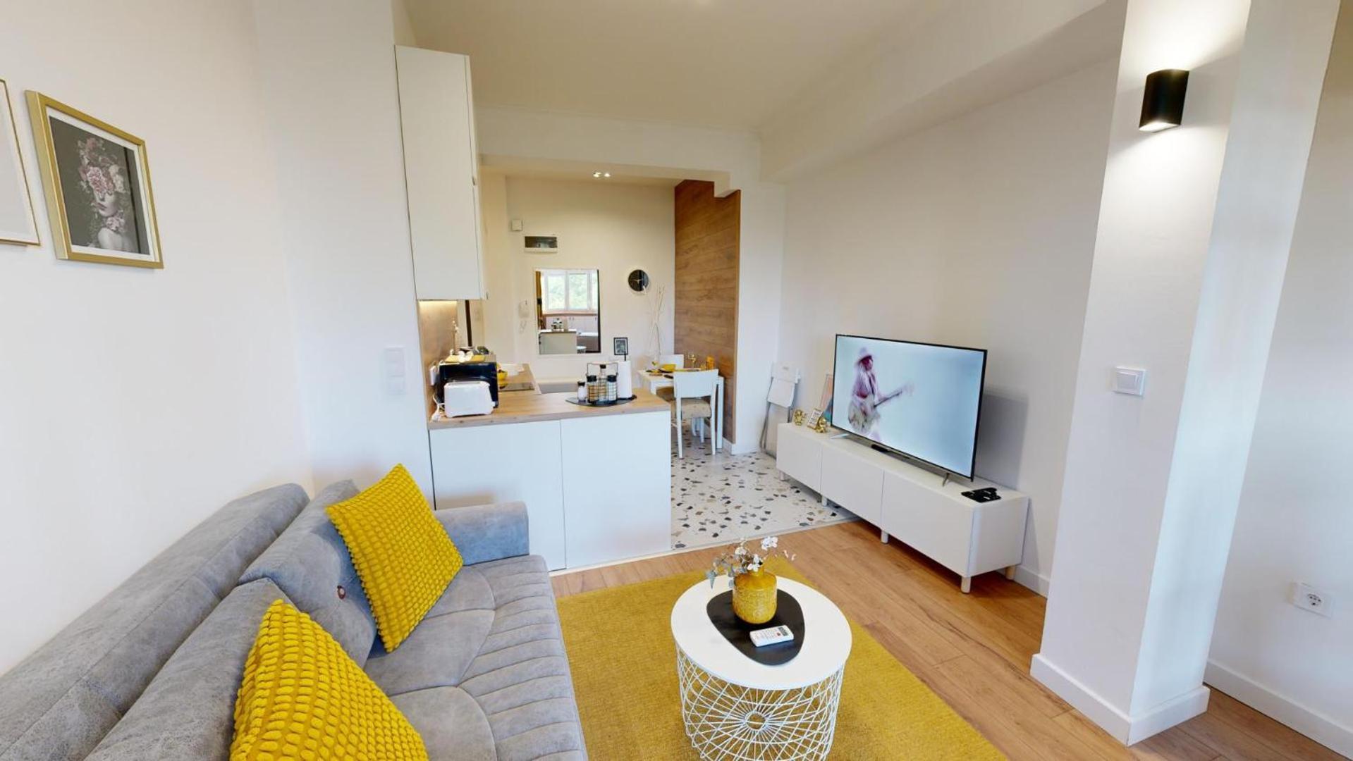 Modern 4 Min Walk From Alexander Nevski *