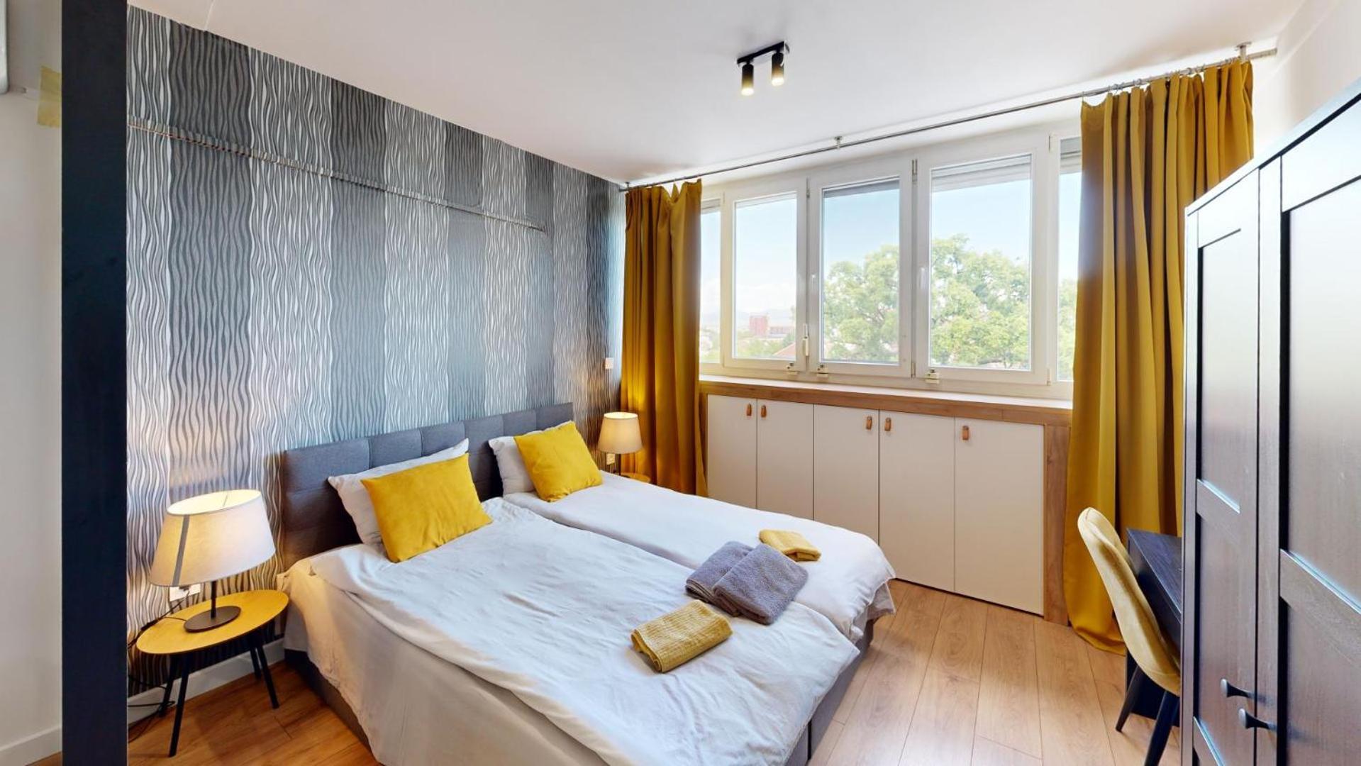 Modern 4 Min Walk From Alexander Nevski Apartment *